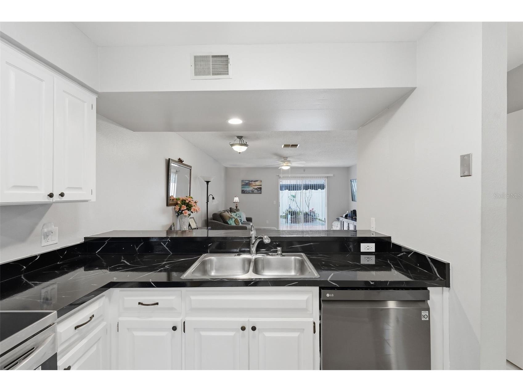 16143 Rambling Vine Drive E Tampa FL 33624 TB8487418 image57