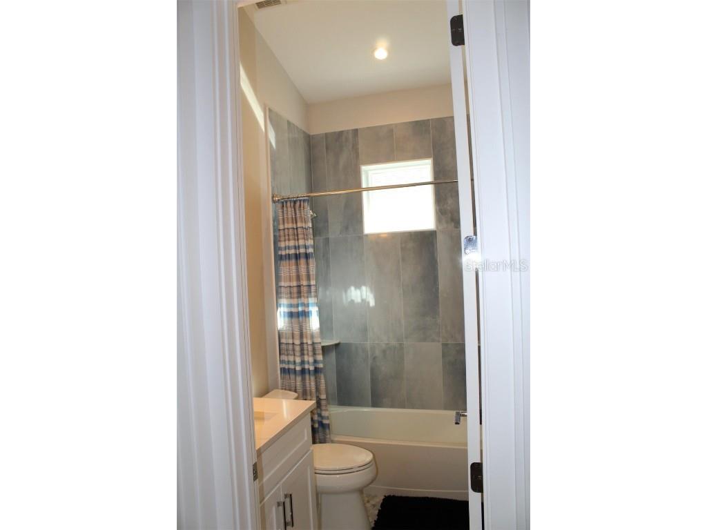 1615 17th Street W Bradenton FL 34205 O6331158 image24