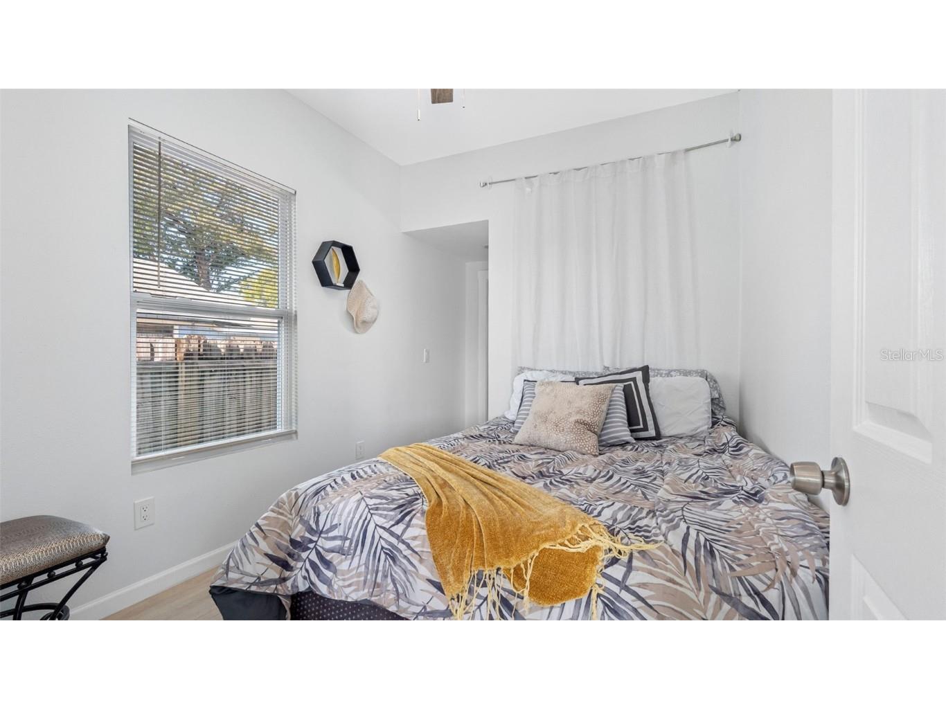 1615 28th Avenue N Saint Petersburg FL 33713 TB8389218 image31