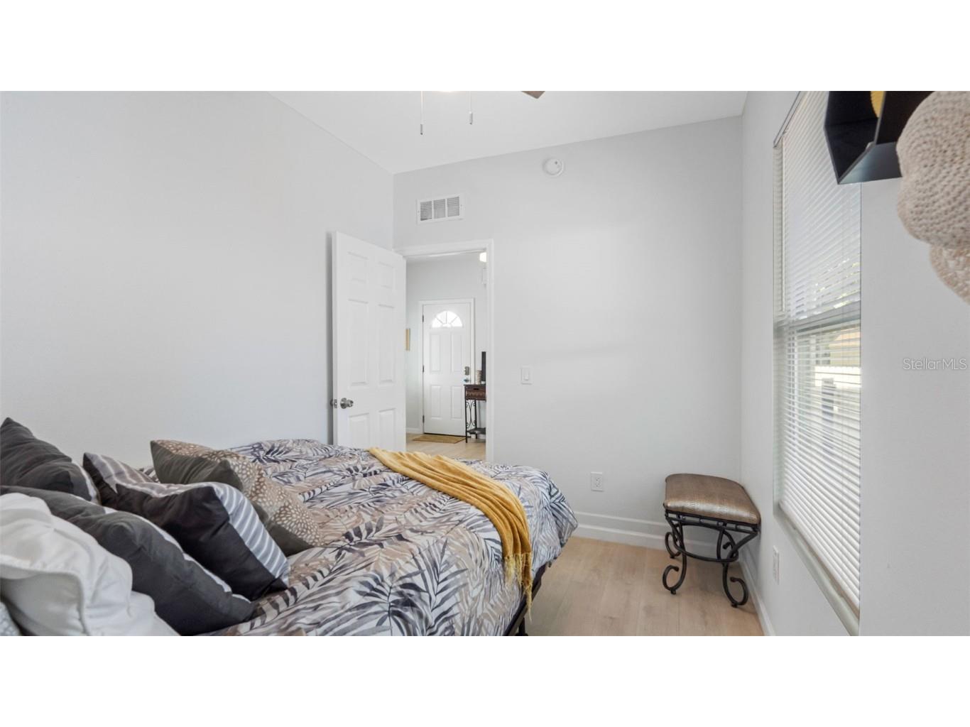 1615 28th Avenue N Saint Petersburg FL 33713 TB8389218 image33