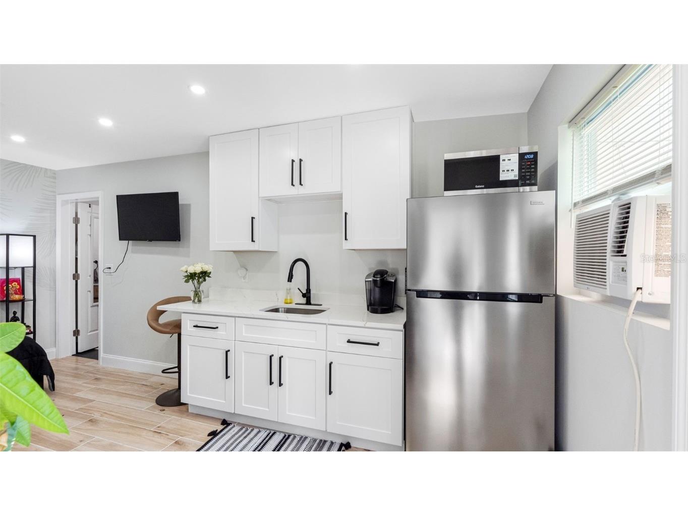 1615 28th Avenue N Saint Petersburg FL 33713 TB8389218 image47