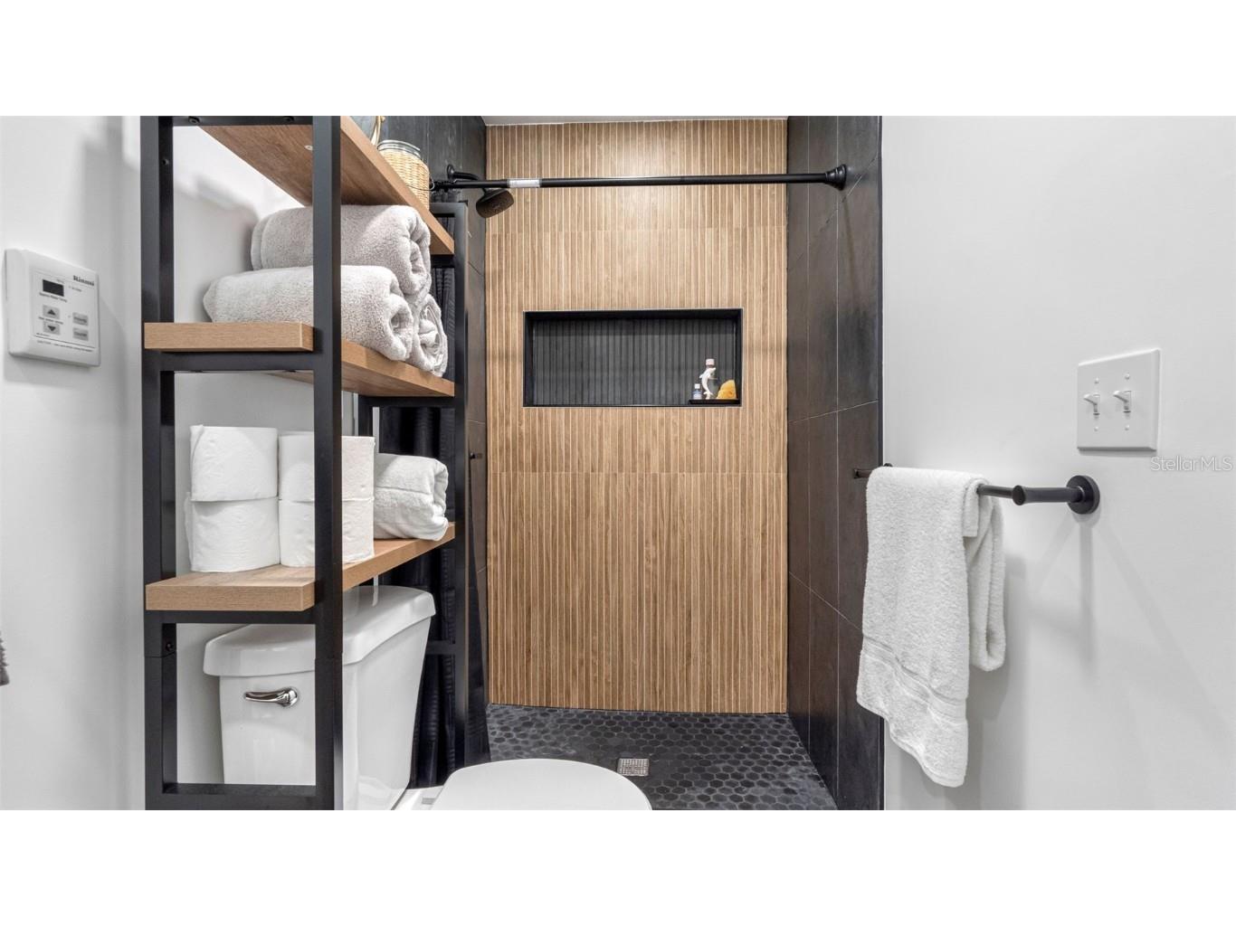 1615 28th Avenue N Saint Petersburg FL 33713 TB8389218 image52