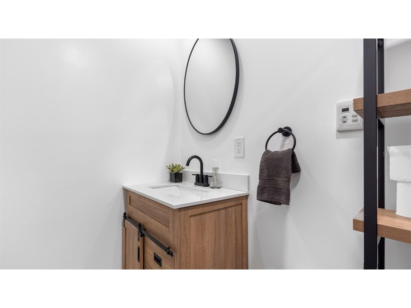 1615 28th Avenue N Saint Petersburg FL 33713 TB8389218 image53