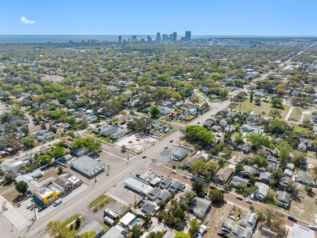 1615 28th Avenue N Saint Petersburg FL 33713 TB8389218 image77