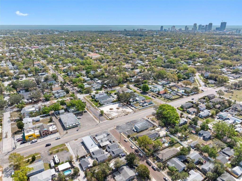 1615 28th Avenue N Saint Petersburg FL 33713 TB8389218 image78