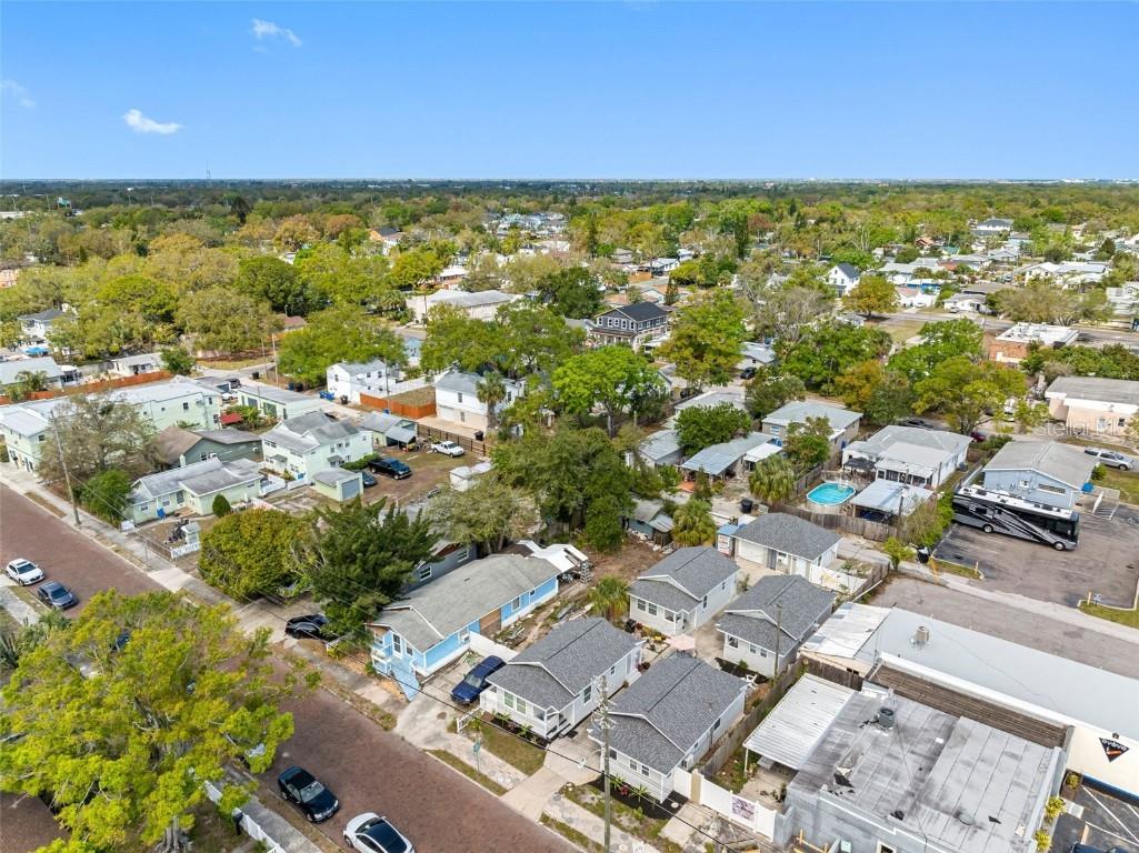 1615 28th Avenue N Saint Petersburg FL 33713 TB8389218 image84