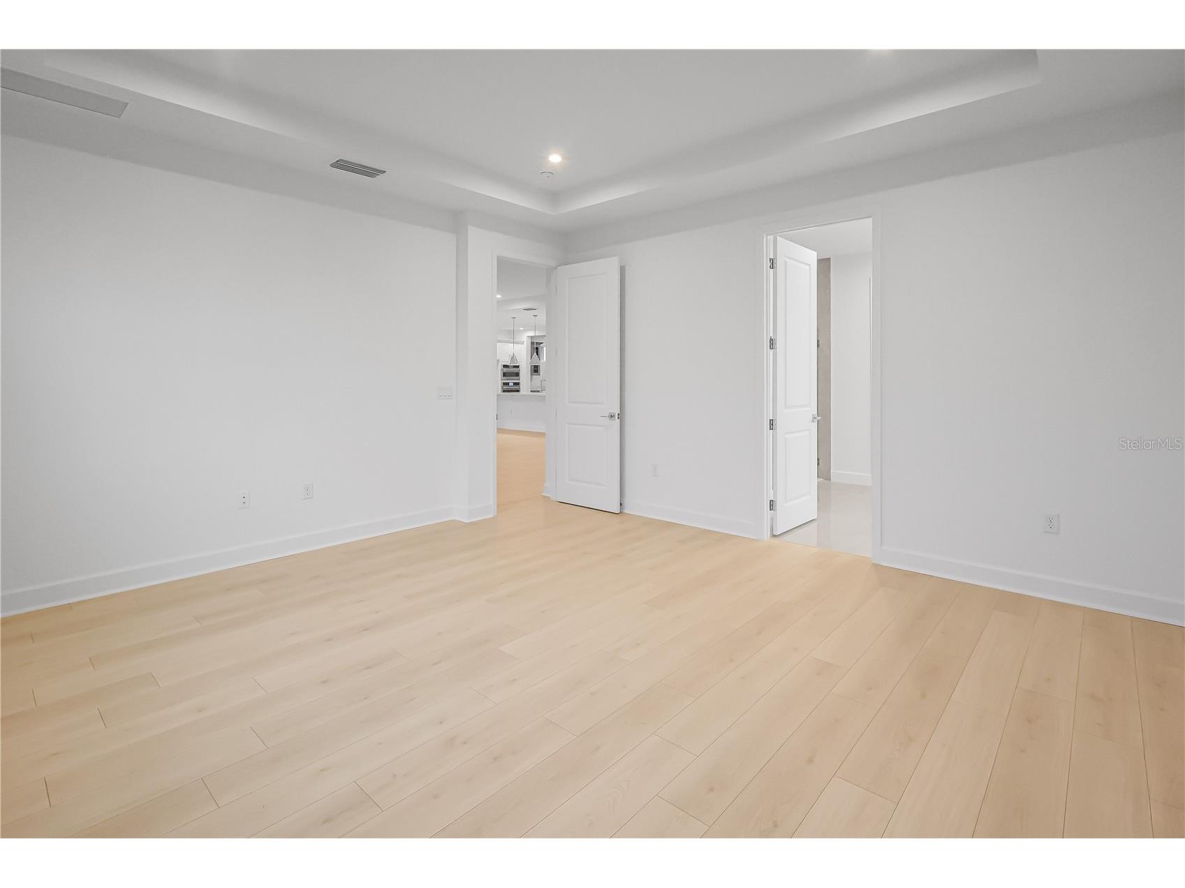 1615 Bellagio Loop Tavares FL 32778 - LAKE HARRIS W7887481 image13