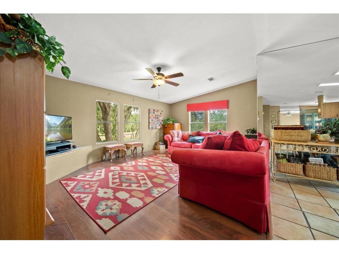 1615 Darby Road Sarasota FL 34240 A4661995 image32