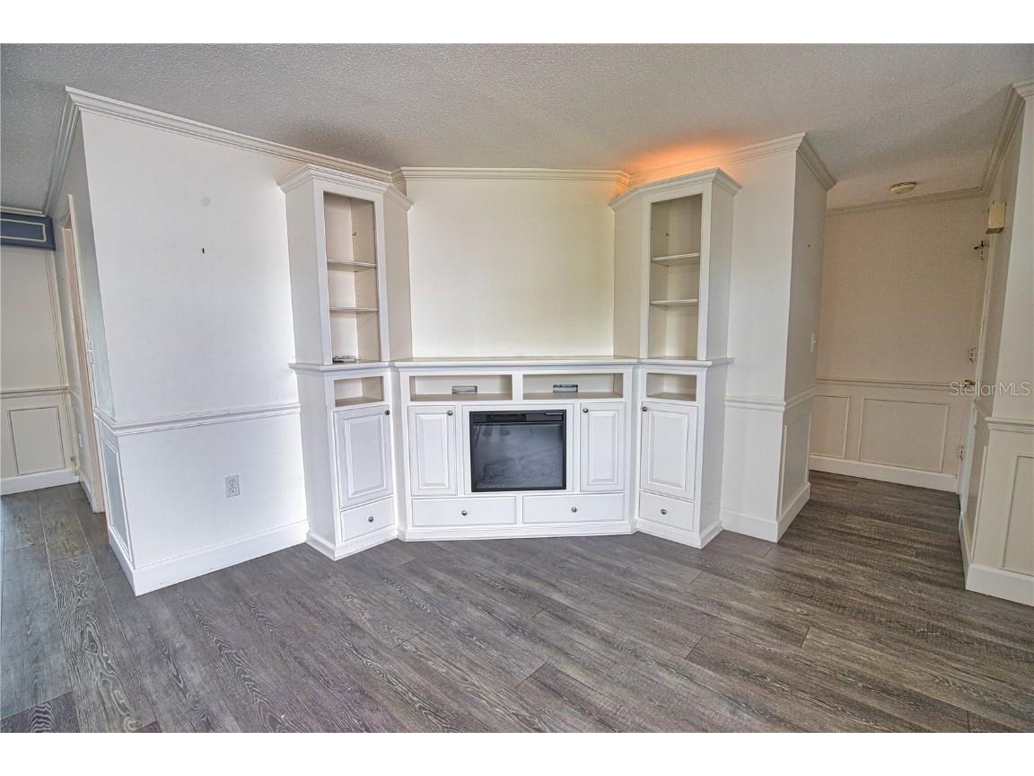 1615 Del Monte Court Venice FL 34293 V4945675 image11