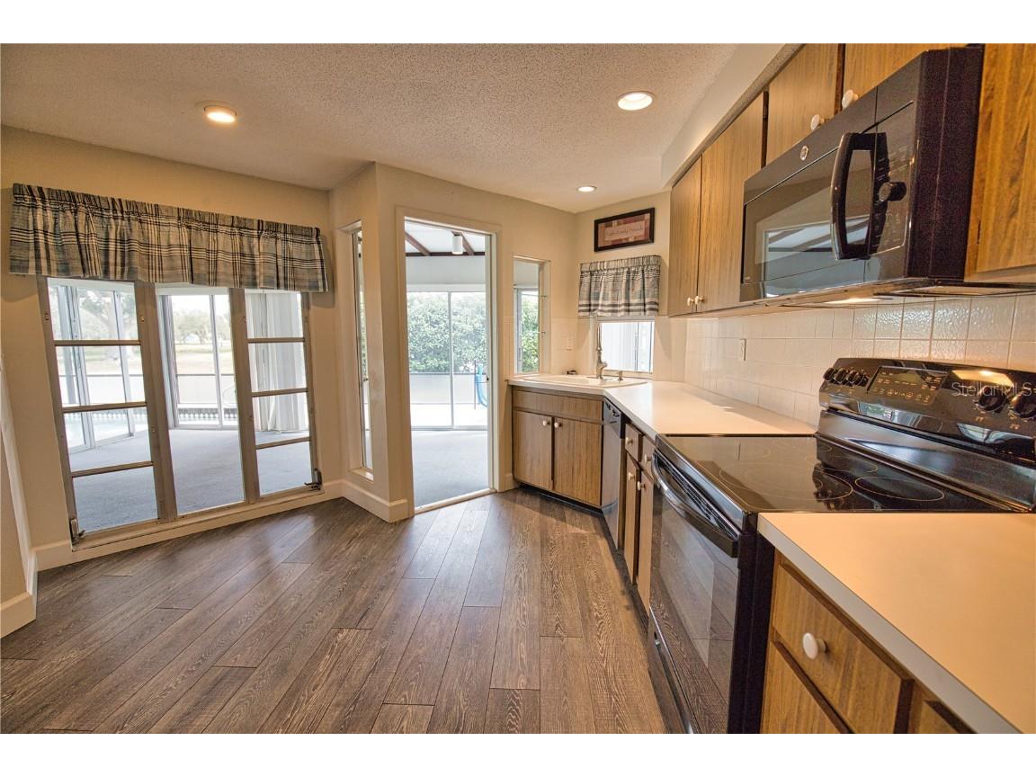 1615 Del Monte Court Venice FL 34293 V4945675 image17