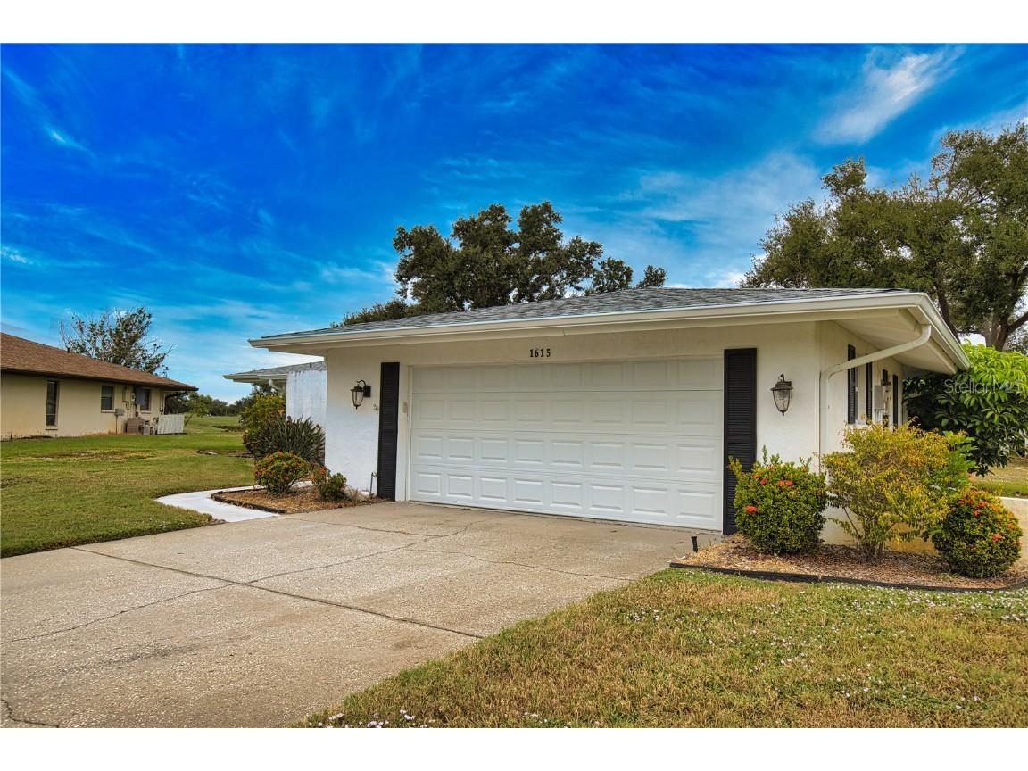 1615 Del Monte Court Venice FL 34293 V4945675 image3