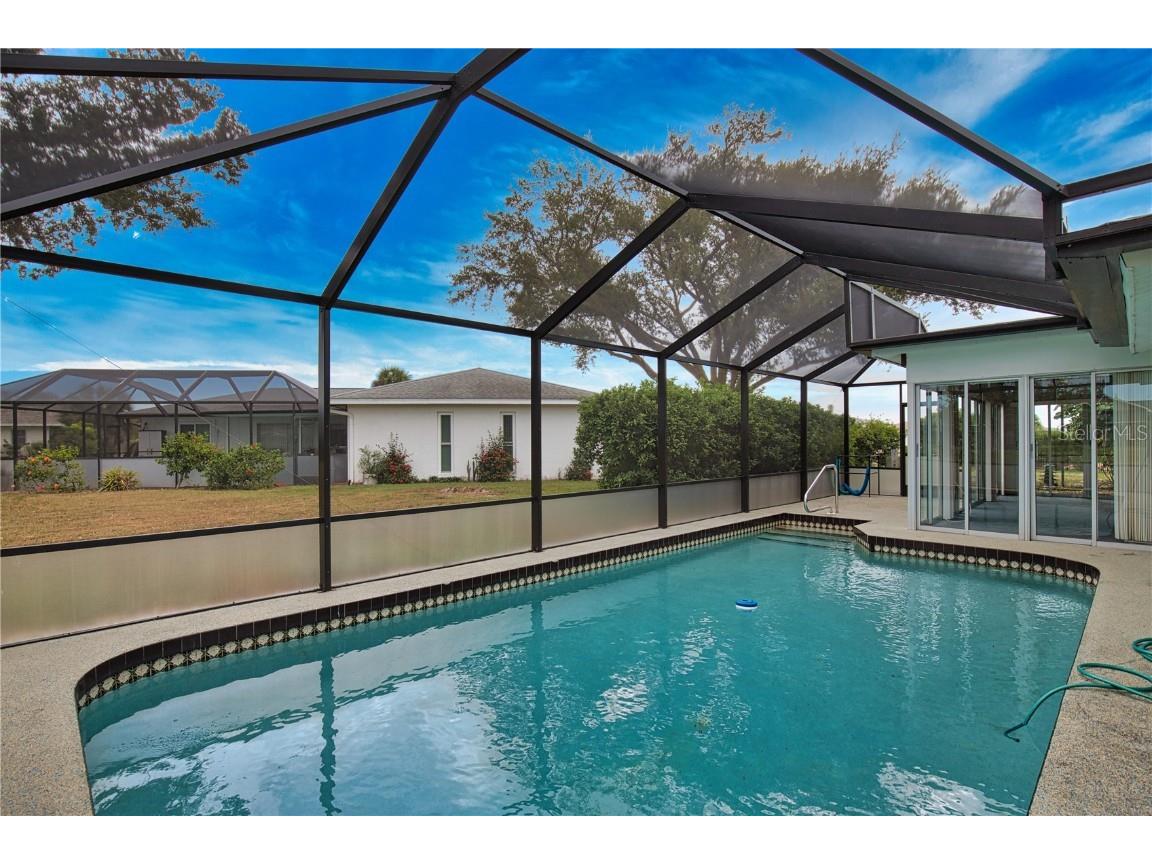 1615 Del Monte Court Venice FL 34293 V4945675 image39