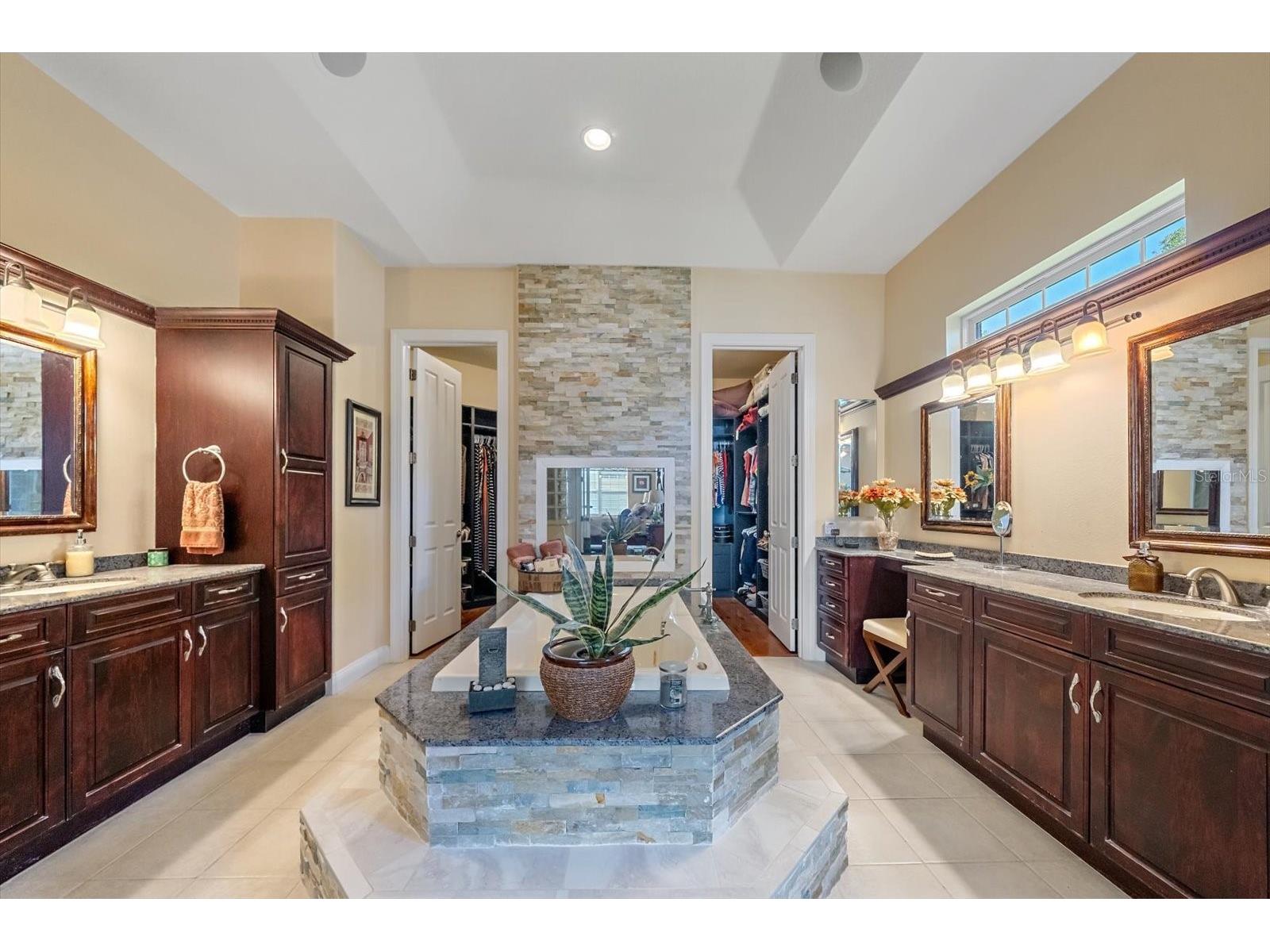 1615 Heritage Drive Valrico FL 33594 A4691532 image33