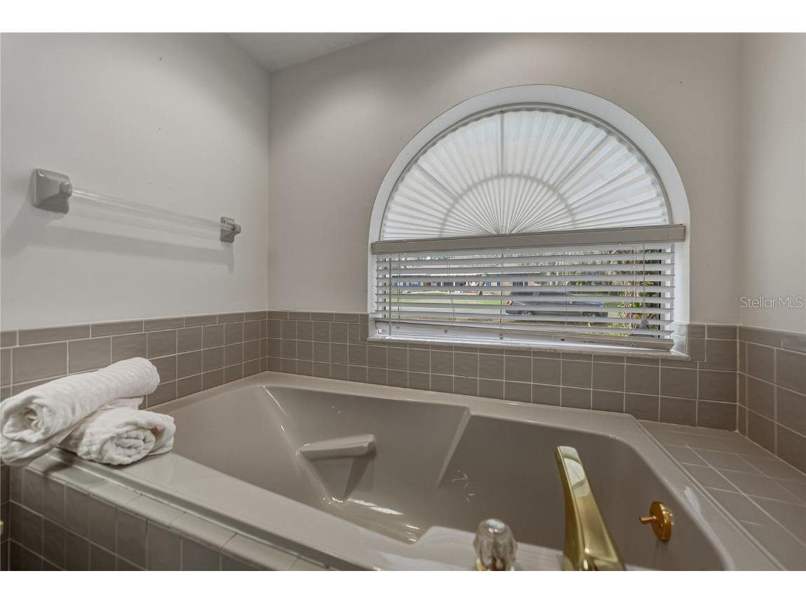 1615 Lady Bowers Trail Lakeland FL 33809 TB8429485 image26