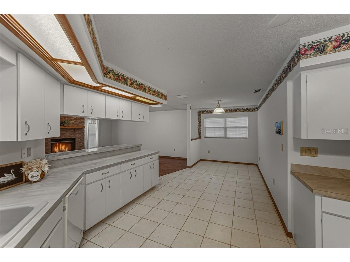 1615 Lady Bowers Trail Lakeland FL 33809 TB8429485 image39