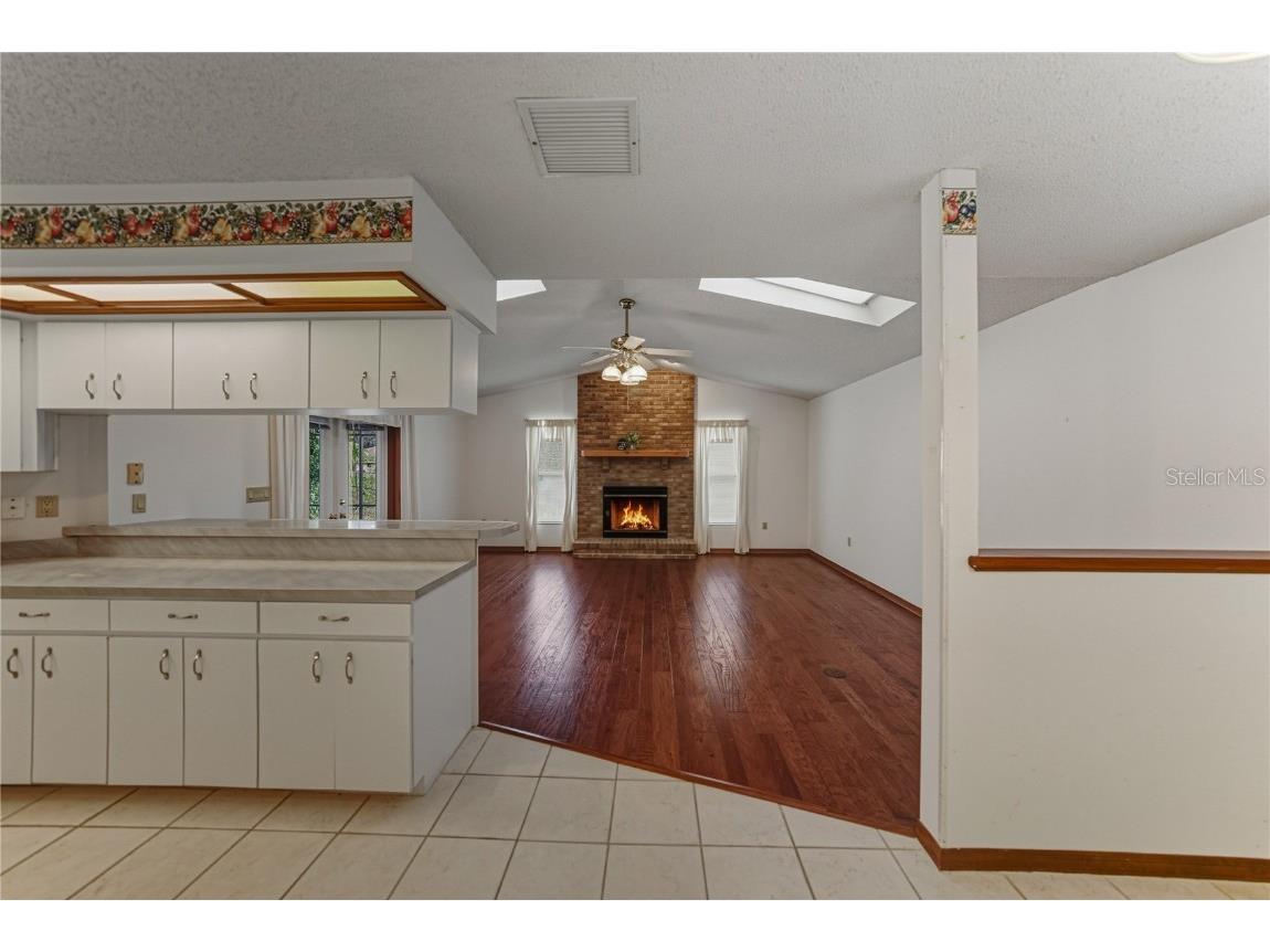 1615 Lady Bowers Trail Lakeland FL 33809 TB8429485 image41