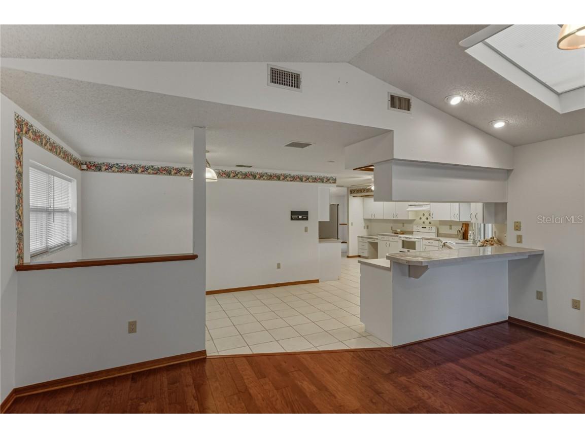 1615 Lady Bowers Trail Lakeland FL 33809 TB8429485 image44