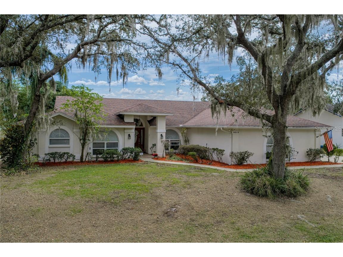 1615 Lady Bowers Trail Lakeland FL 33809 TB8429485 image92