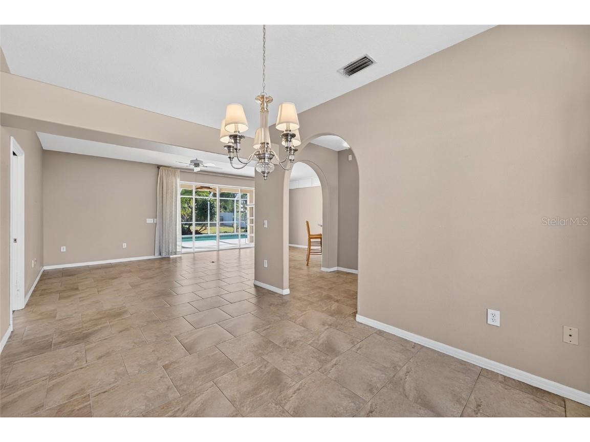 1615 Oracle Drive Ruskin FL 33573 TB8451039 image15