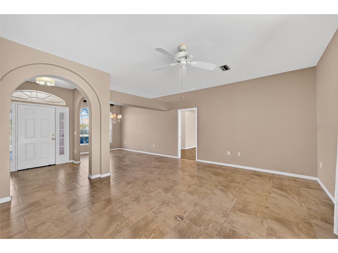 1615 Oracle Drive Ruskin FL 33573 TB8451039 image18