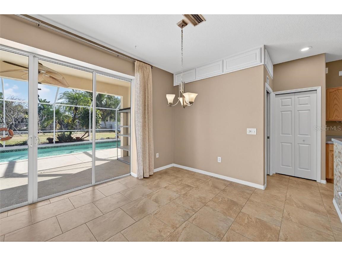 1615 Oracle Drive Ruskin FL 33573 TB8451039 image22