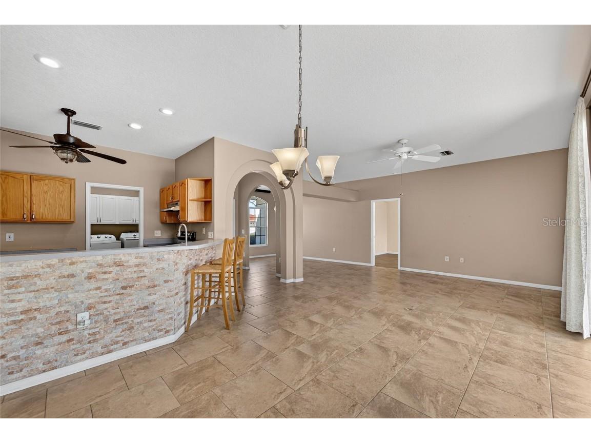 1615 Oracle Drive Ruskin FL 33573 TB8451039 image23