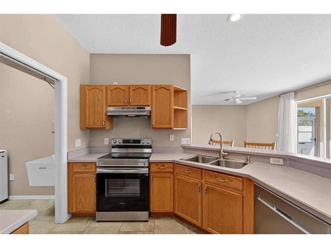 1615 Oracle Drive Ruskin FL 33573 TB8451039 image28