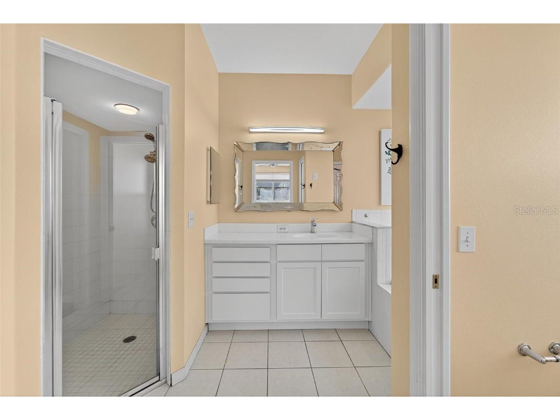 1615 Oracle Drive Ruskin FL 33573 TB8451039 image43