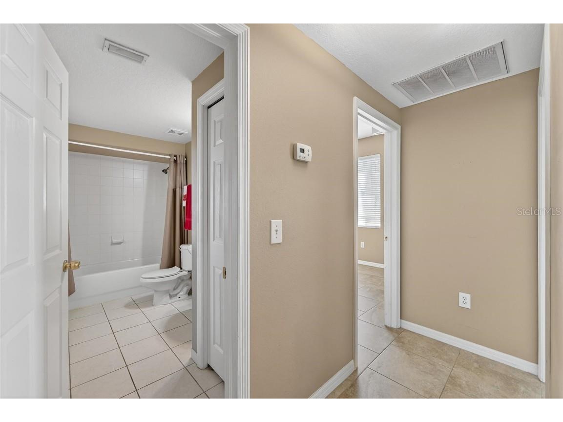 1615 Oracle Drive Ruskin FL 33573 TB8451039 image49