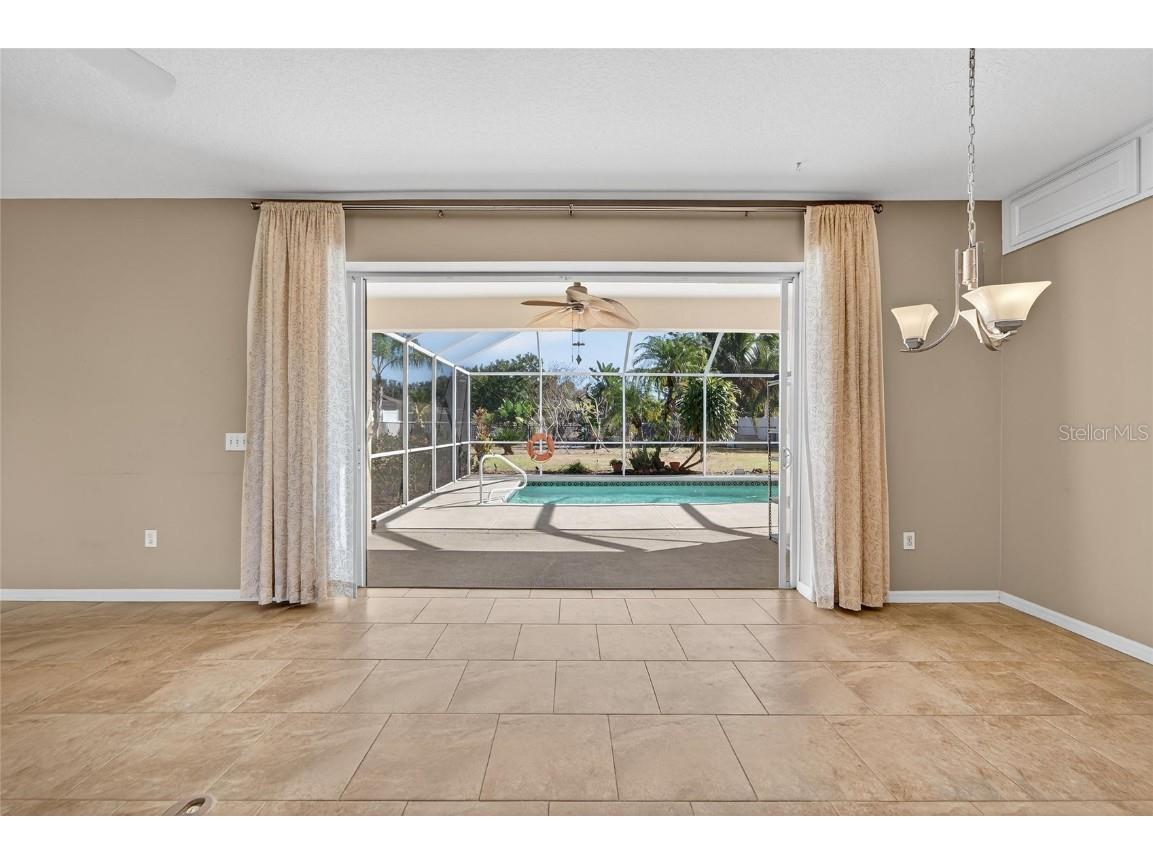 1615 Oracle Drive Ruskin FL 33573 TB8451039 image58