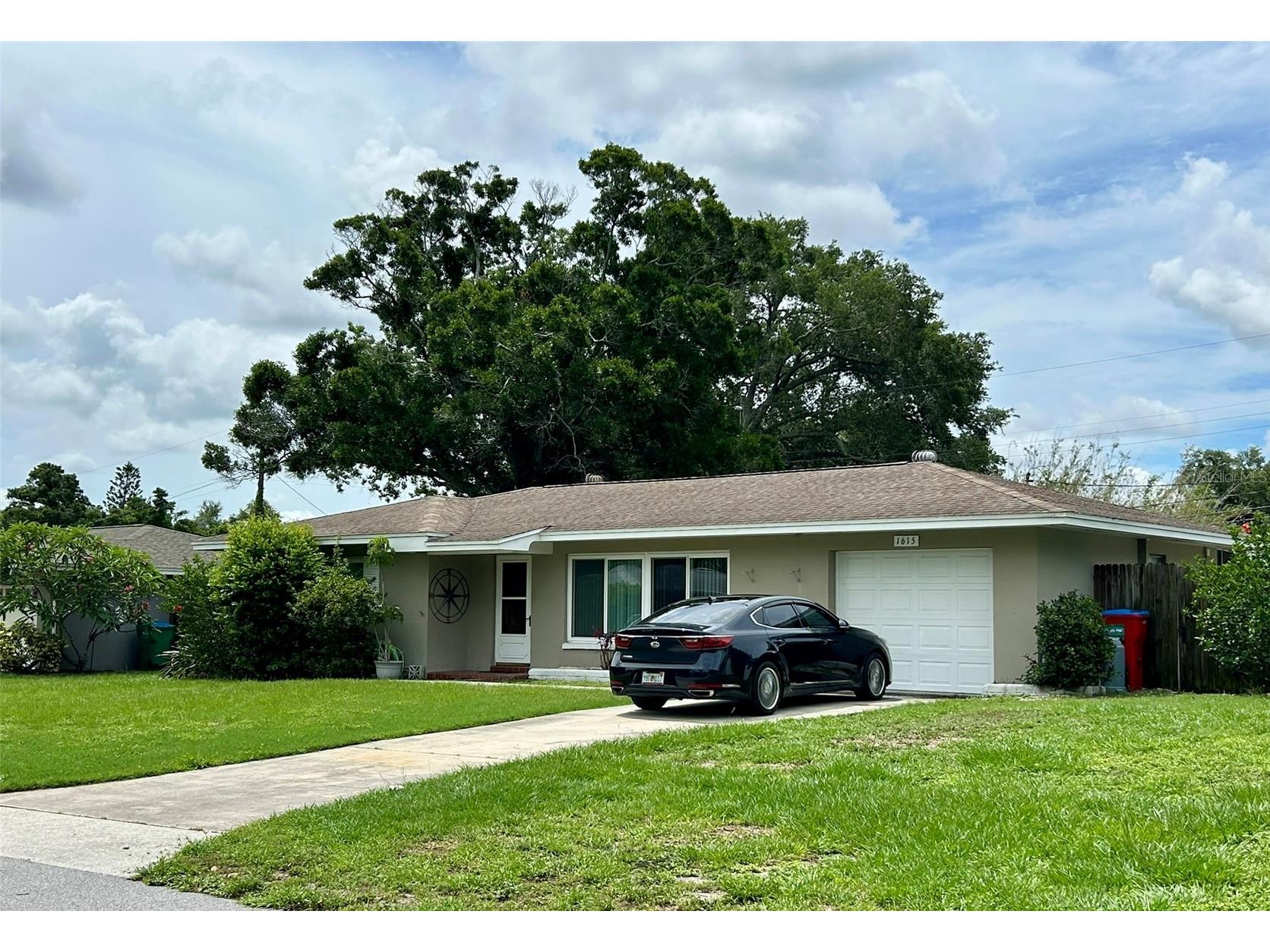 1615 Pinewood Drive Clearwater FL 33756 TB8513334 image2