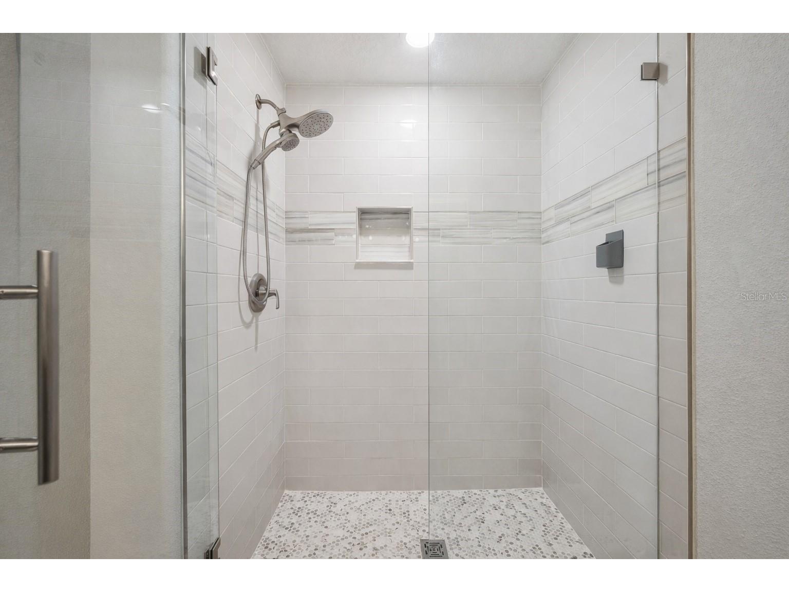 1615 Redmond Brook Lane Ruskin FL 33570 TB8474256 image15