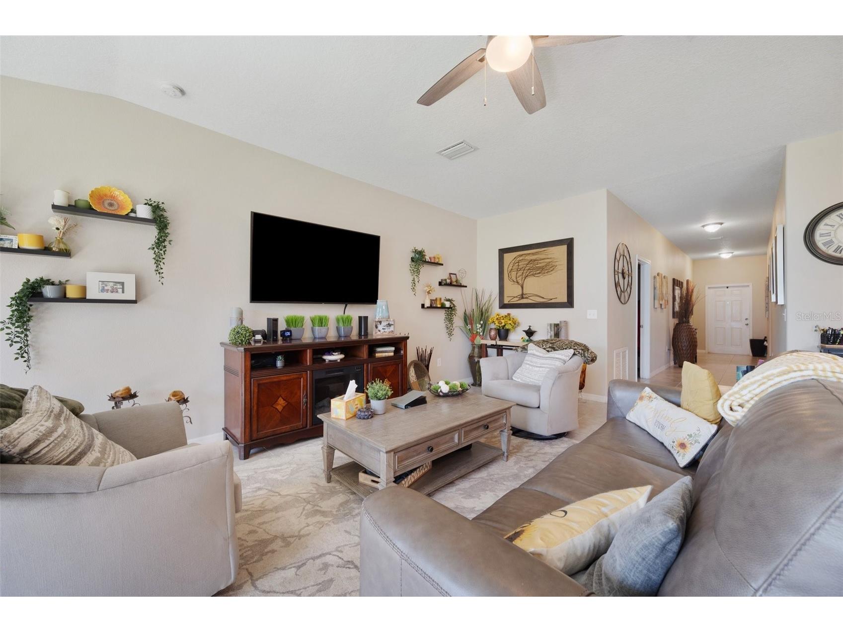 1615 Redmond Brook Lane Ruskin FL 33570 TB8474256 image5