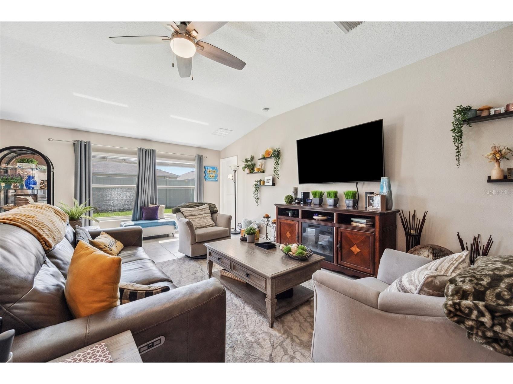 1615 Redmond Brook Lane Ruskin FL 33570 TB8474256 image6