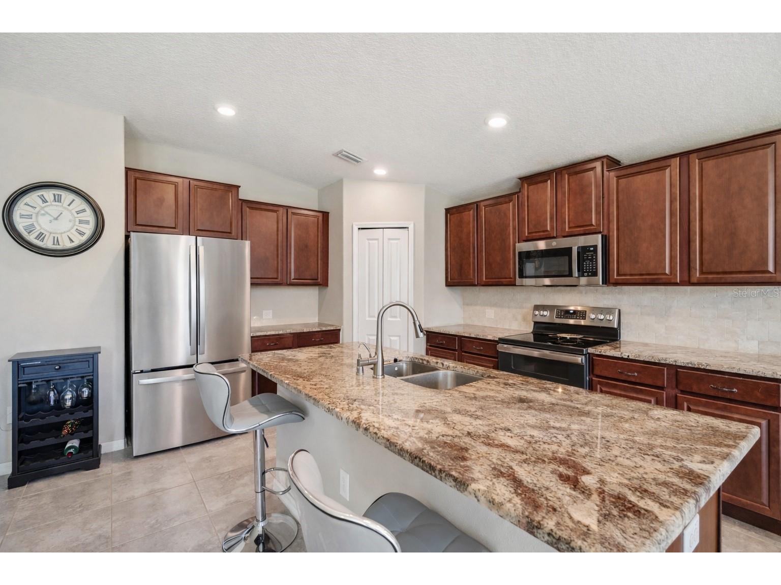 1615 Redmond Brook Lane Ruskin FL 33570 TB8474256 image8