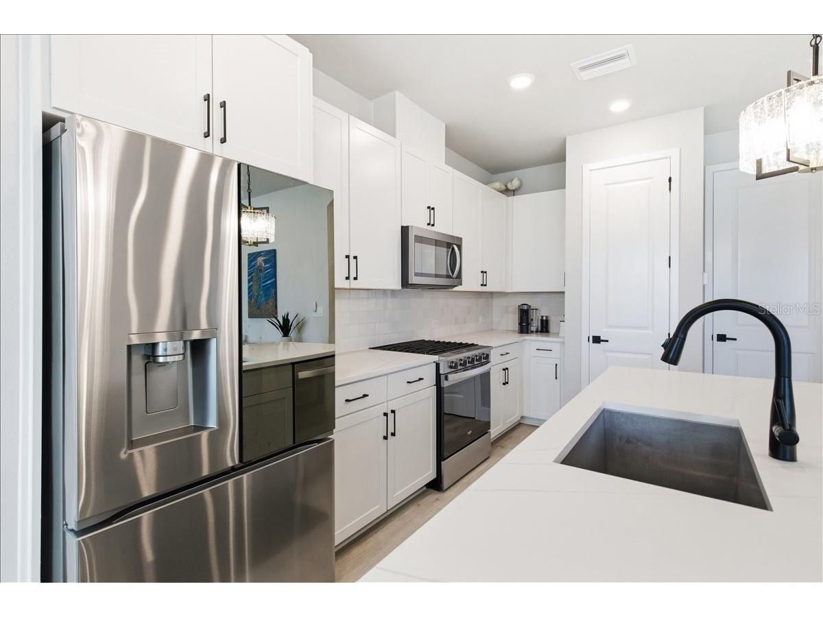 1615 Springwell Lane Sarasota FL 34240 A4689156 image14