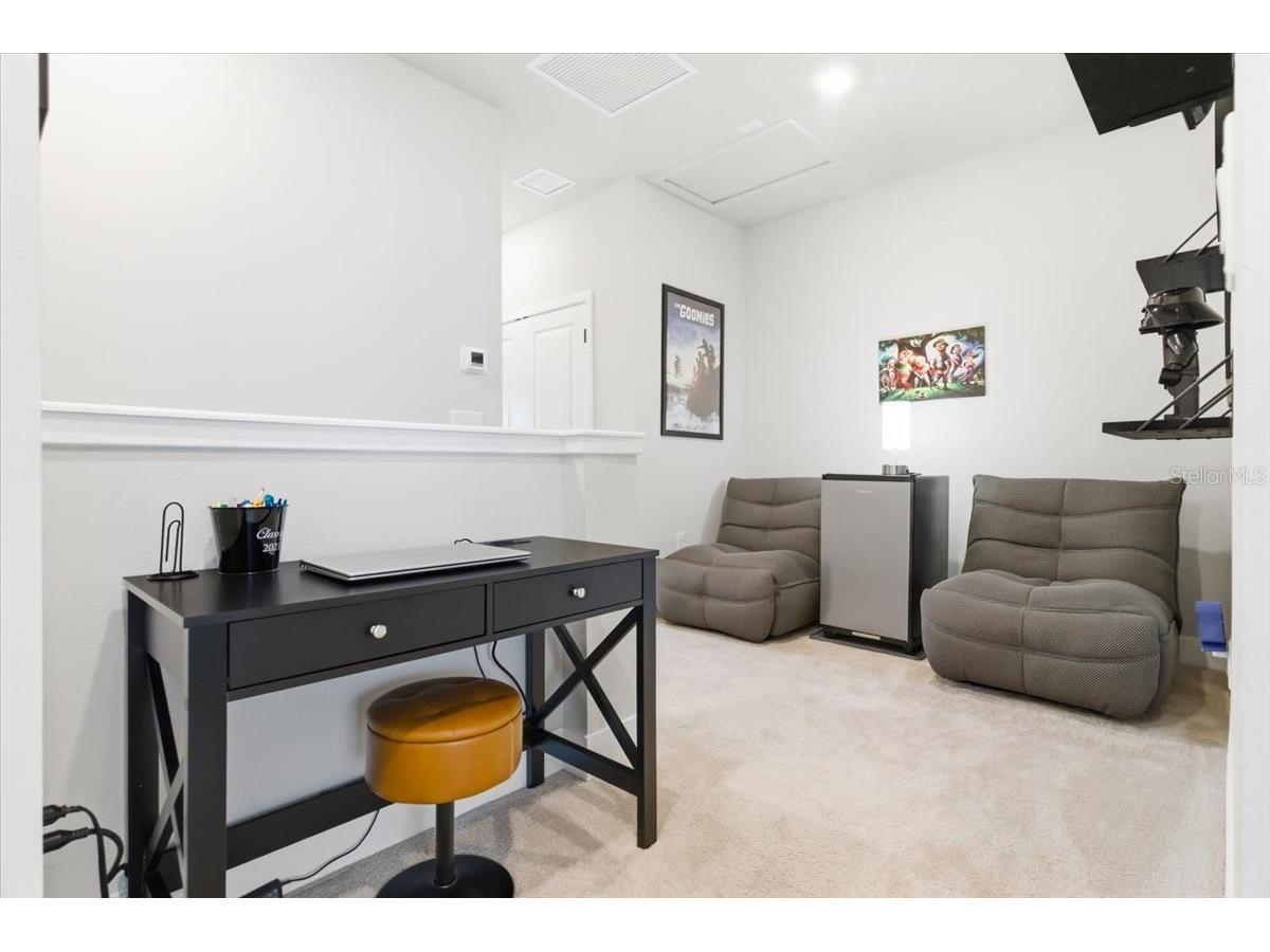 1615 Springwell Lane Sarasota FL 34240 A4689156 image25