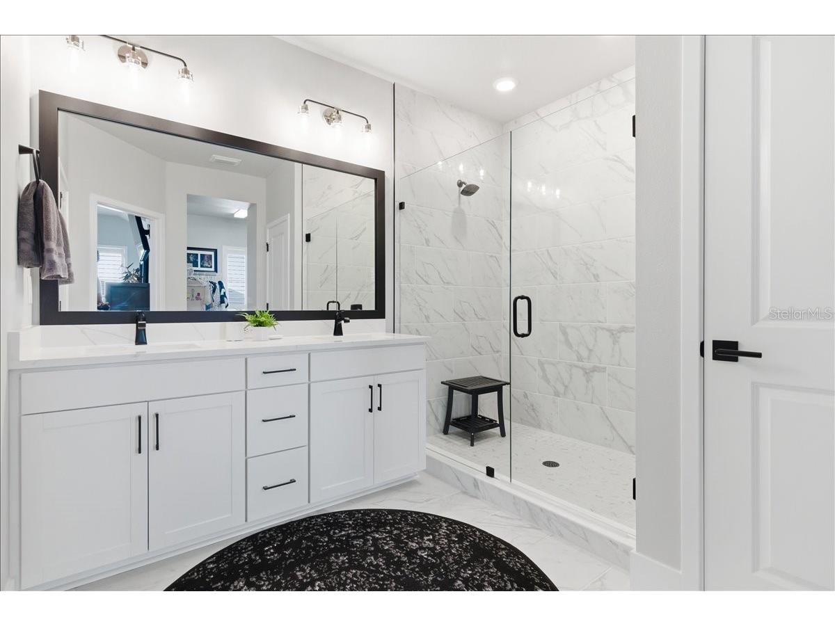 1615 Springwell Lane Sarasota FL 34240 A4689156 image32