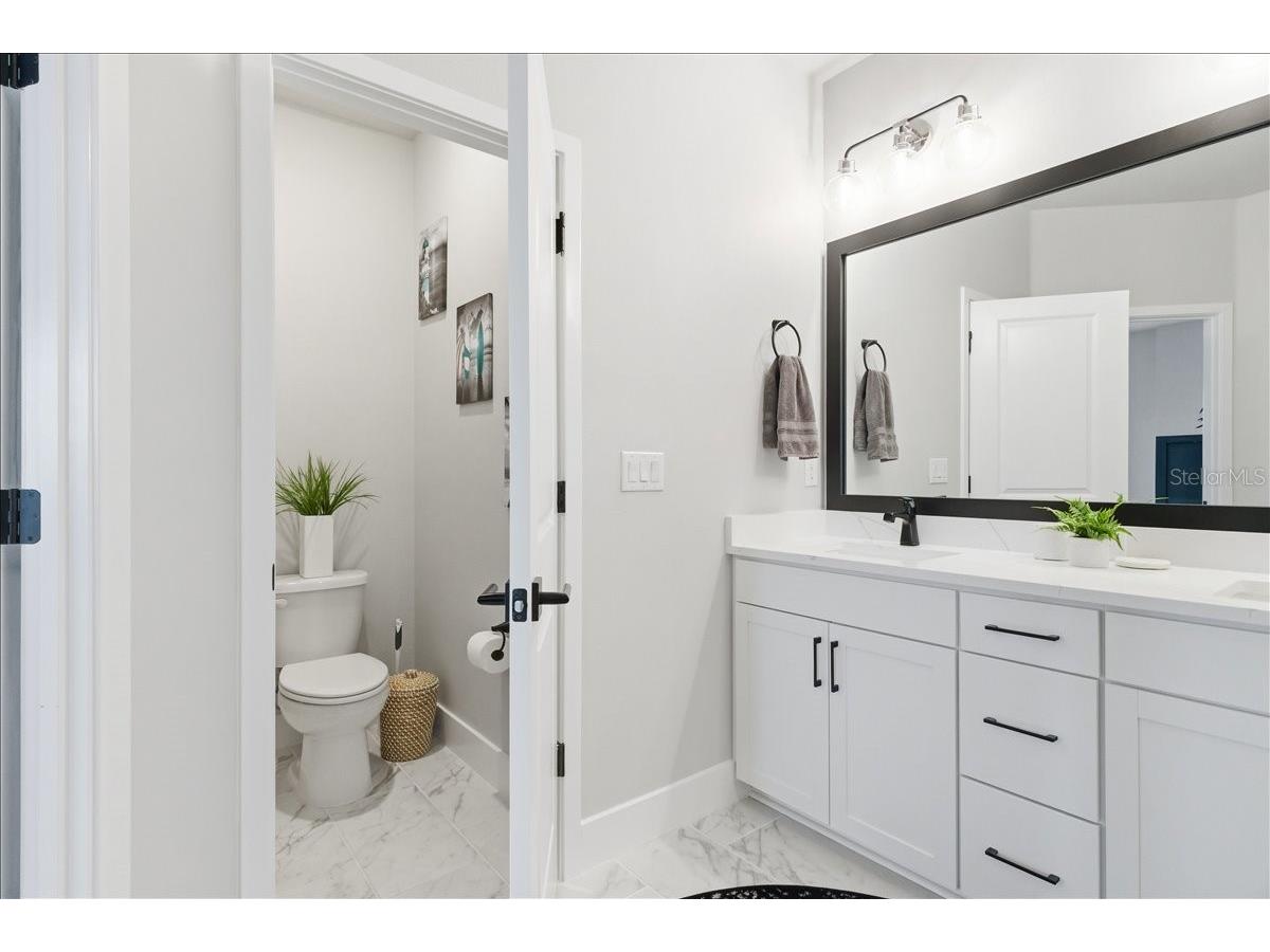 1615 Springwell Lane Sarasota FL 34240 A4689156 image34
