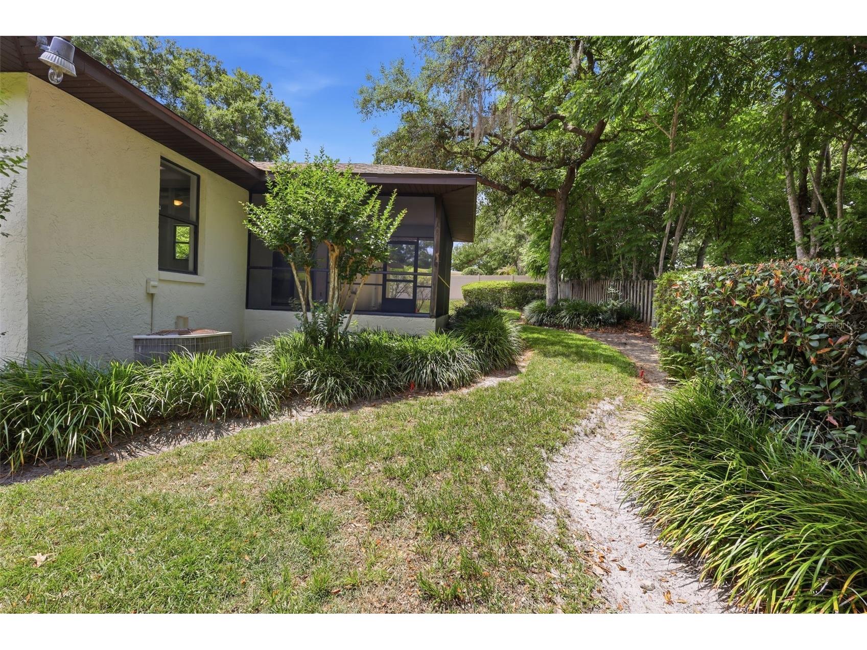 1615 Trinidad Street Deland FL 32720 V4948894 image8