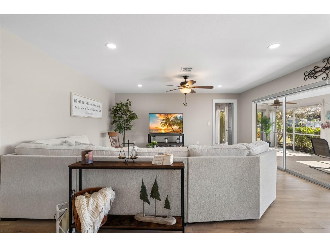 1615 Via Dolce Vita Punta Gorda FL 33950 C7519389 image19