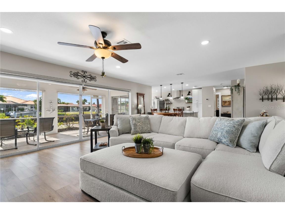 1615 Via Dolce Vita Punta Gorda FL 33950 C7519389 image5
