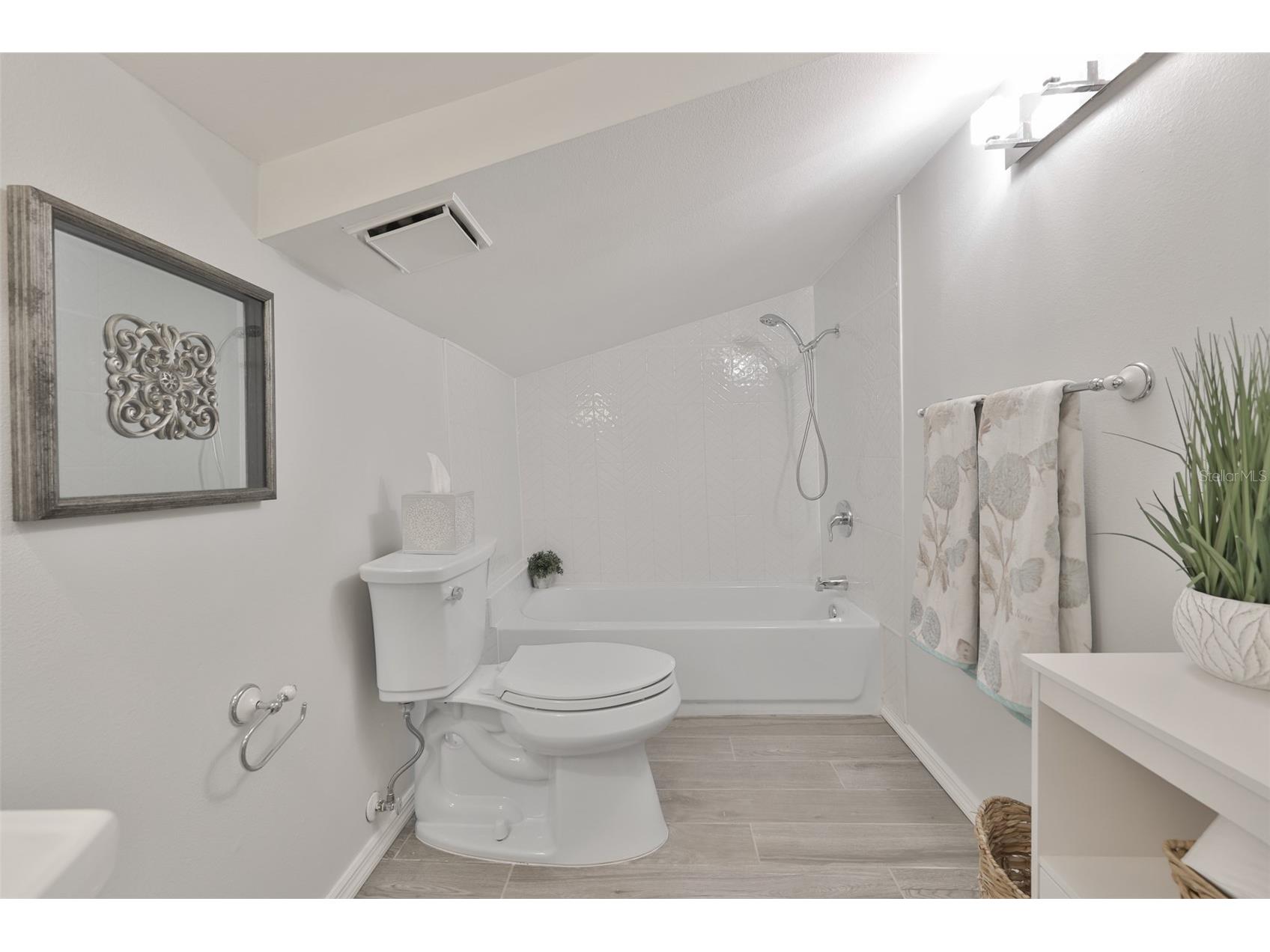 1615 W Watrous Avenue Tampa FL 33606 TB8497322 image36