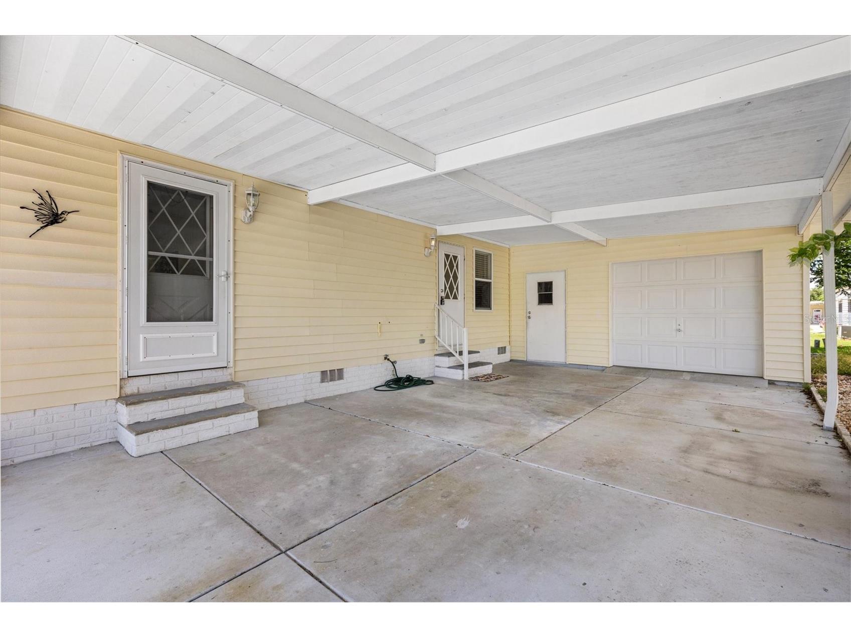 1616 Bayhill Drive Lady Lake FL 32159 G5112561 image2
