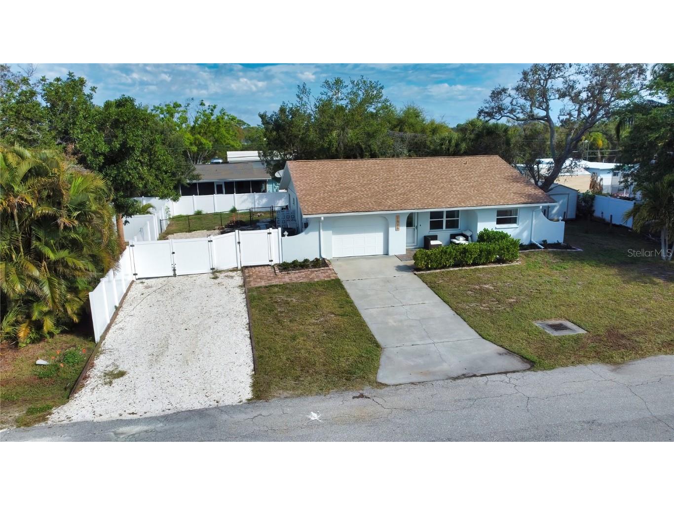 1616 Jupiter Road Venice FL 34293 N6132129 image1