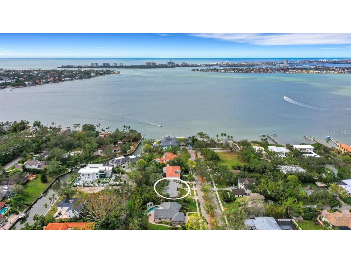 1616 North Drive Sarasota FL 34239 A4629543 image1