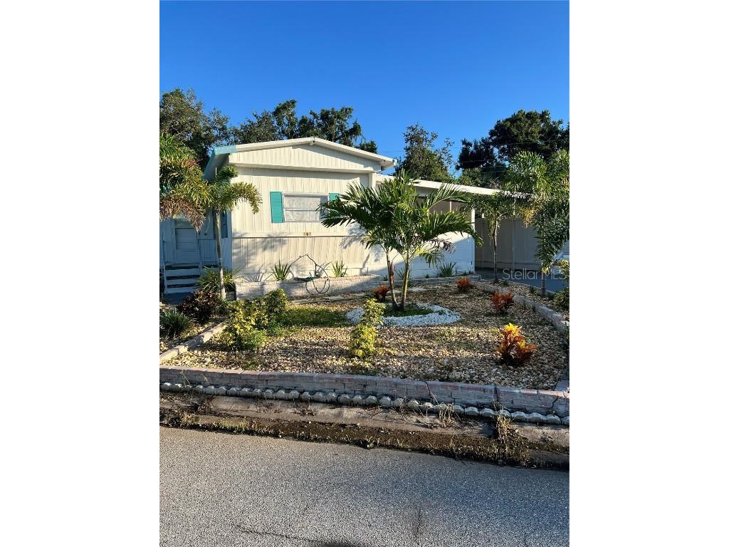 1616 Olympia Fields Street #5 Sarasota FL 34234 A4663325 image1