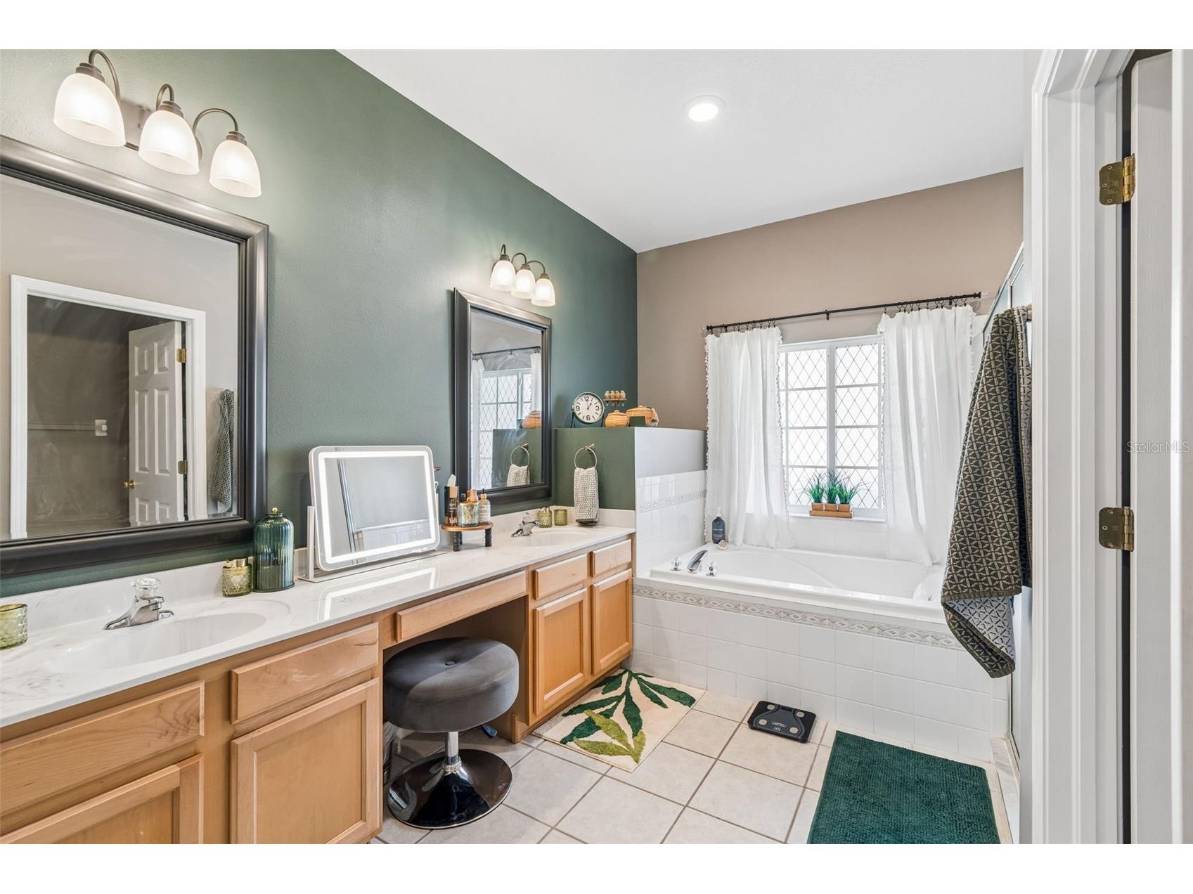 1616 Regal Mist Loop Trinity FL 34655 W7885939 image43