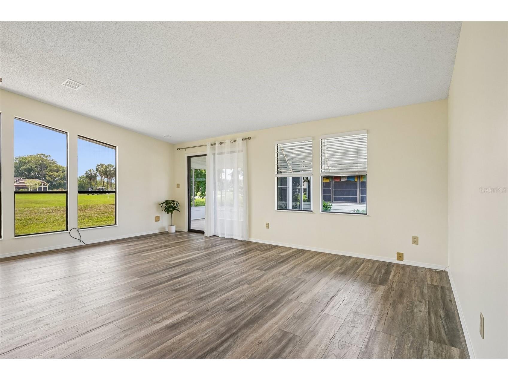 1616 W Schwartz Boulevard The Villages FL 32159 G5111370 image7