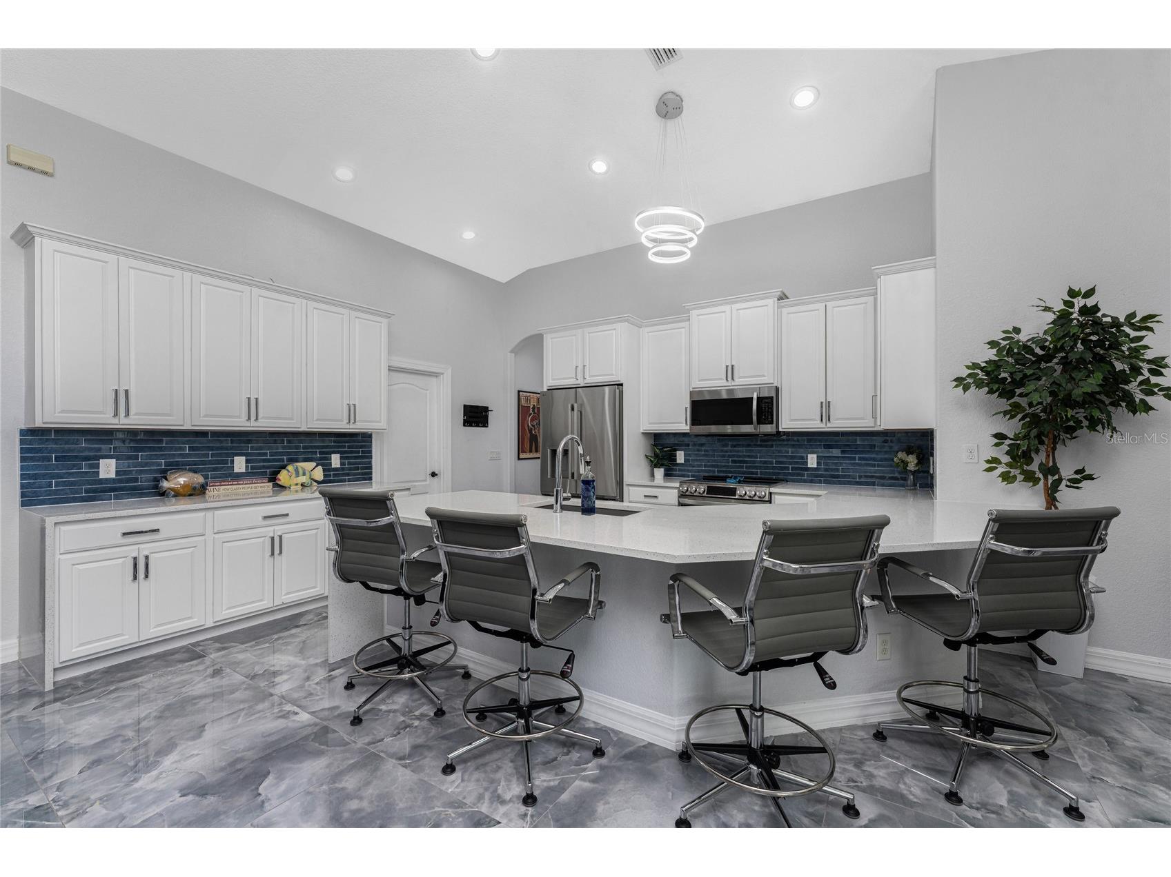 16168 La Barge Circle Port Charlotte FL 33981 - INTERCEPTOR LAGOON TB8464083 image10